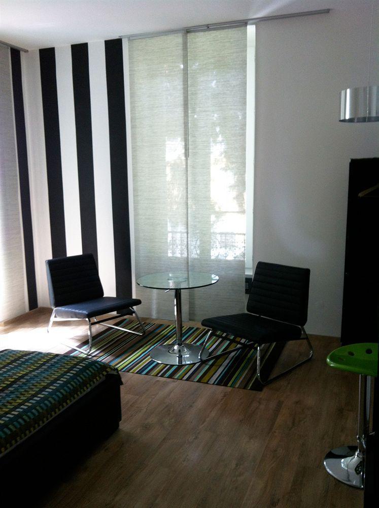 B11hotel Nice Buitenkant foto